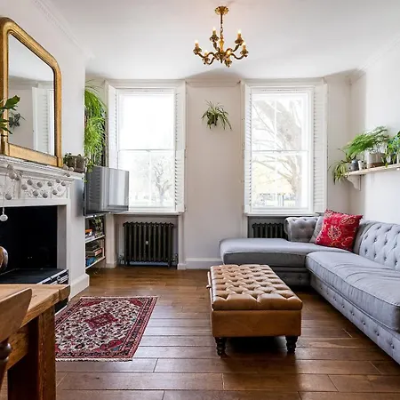Historic 18Th Century Terrace House Apartment London Exterior photo