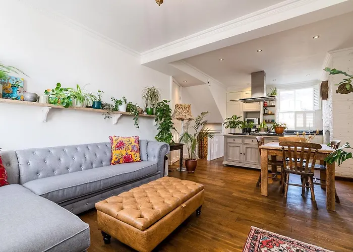 Historic 18Th Century Terrace House
