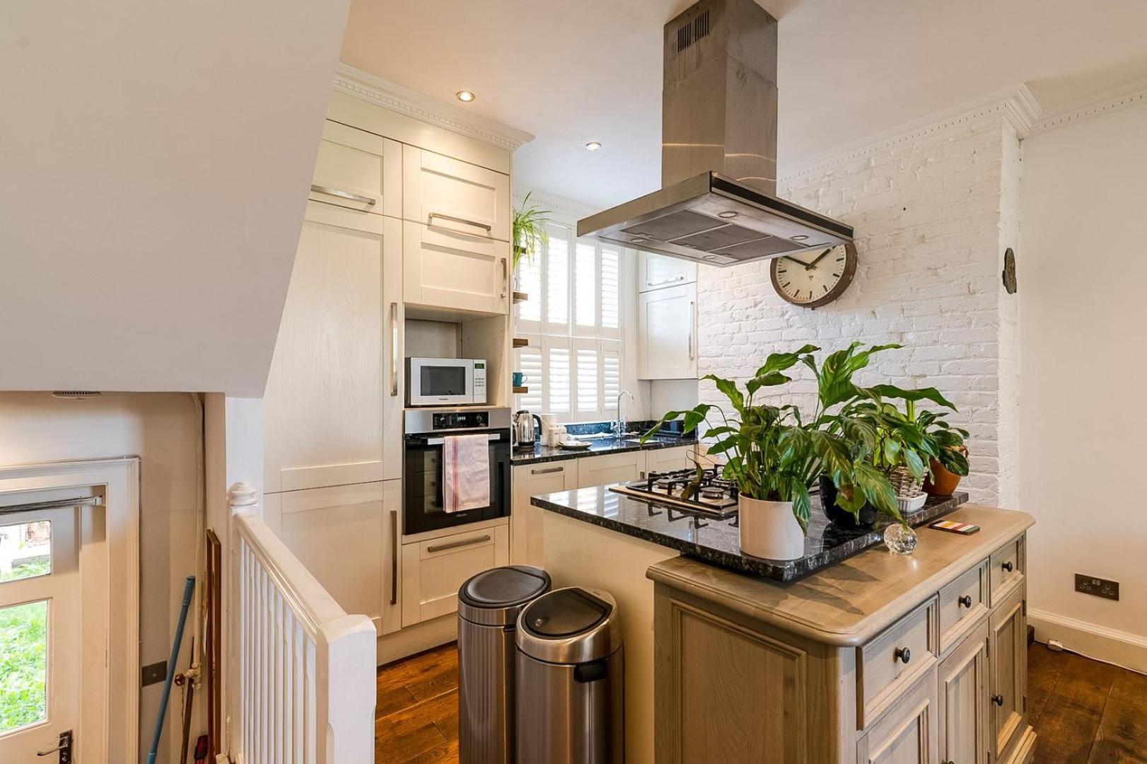 Historic 18th Century Terrace House * London